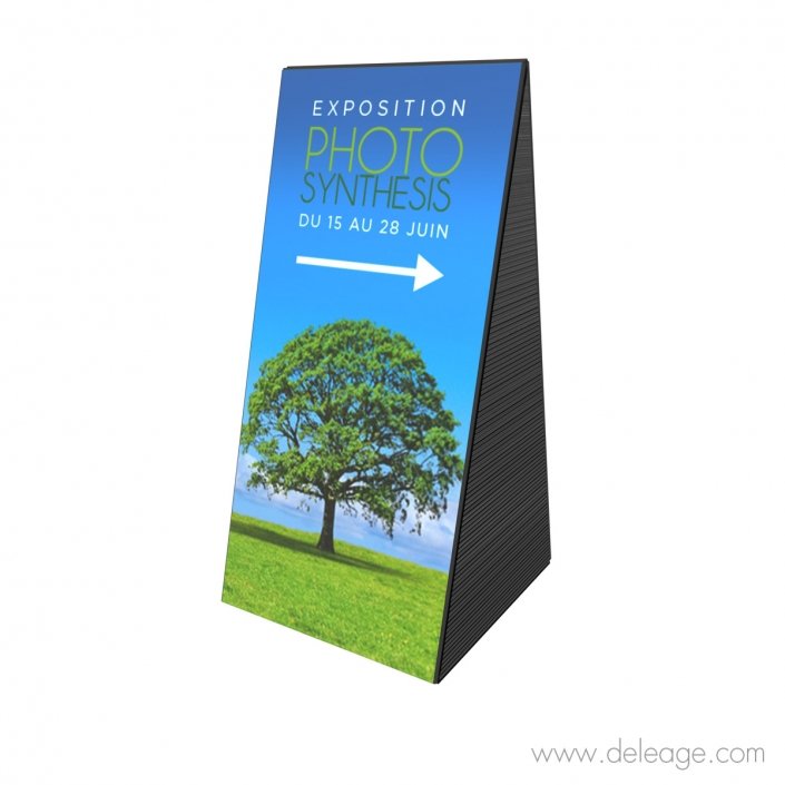 Totem-pyramide-exterieure