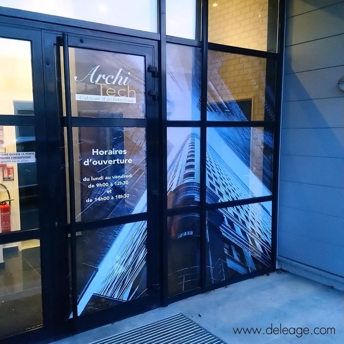 vitrine-en-vinyle-microperfore-soir-1