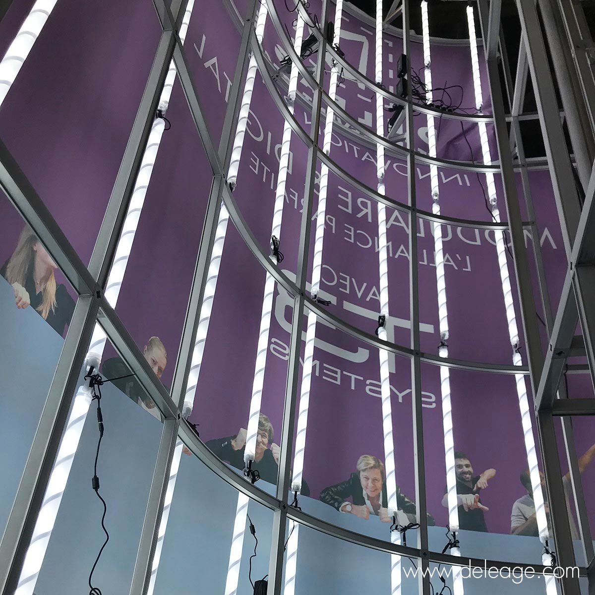 T3-rneon-interieur-tissu