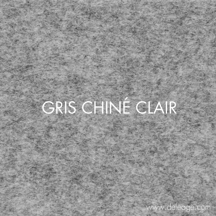 moquette-aiguilleté-couleur-gris-chiné-clair