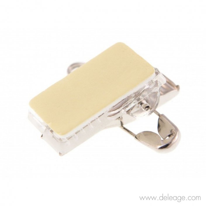 attache-adhe¦üsive-pour-badge-4