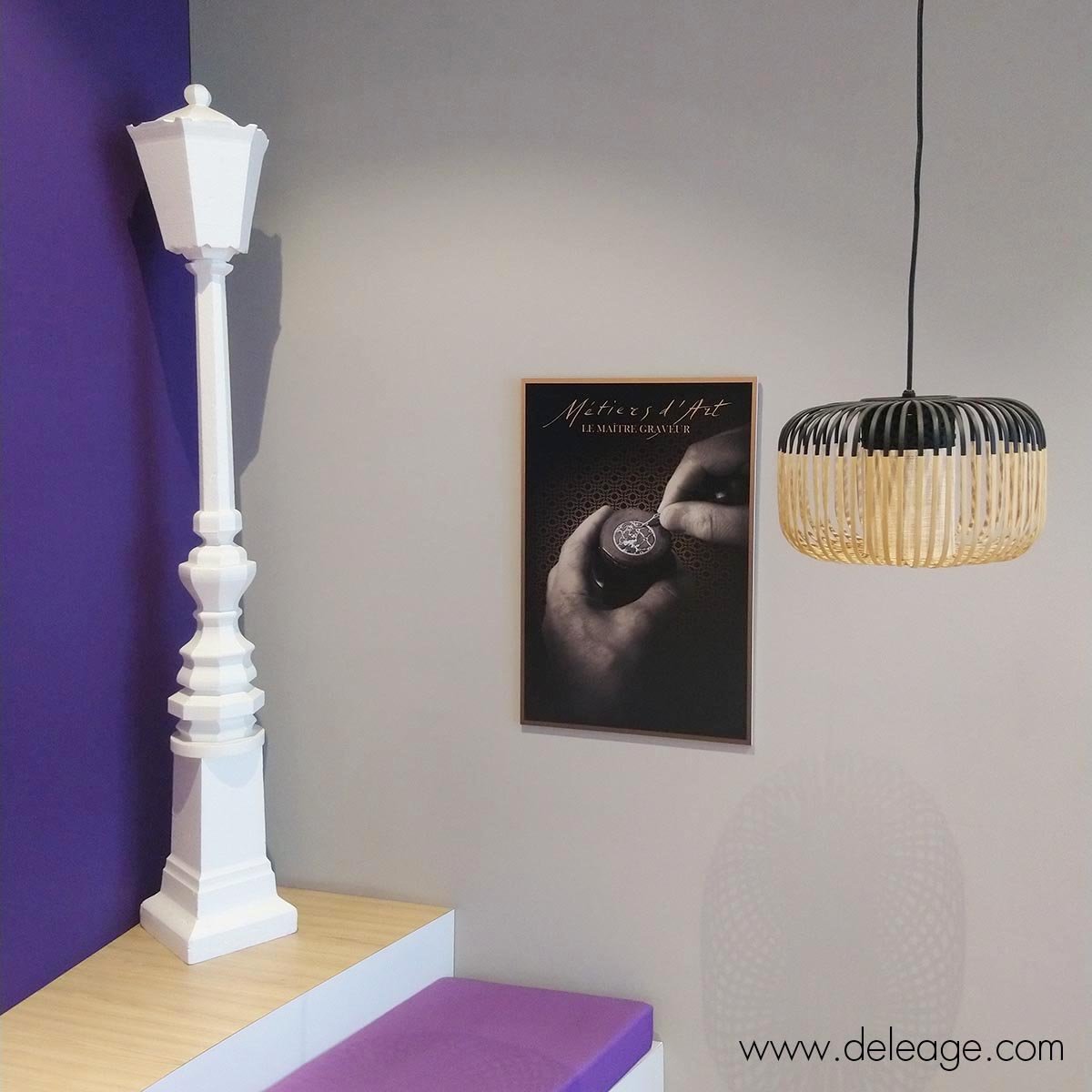 attaches-murale-insitu