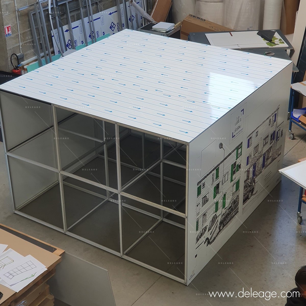 Cube Expo-1 Fabrication exposition extérieure CUBE