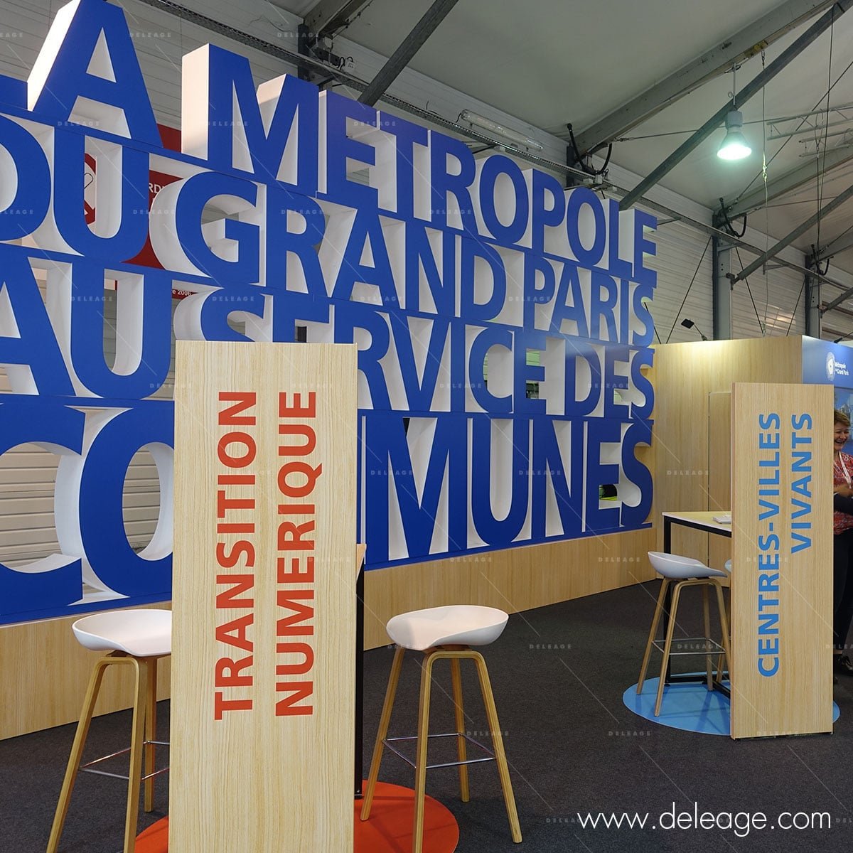 lettre-polystyrene-comptoir-sur-mesure-1