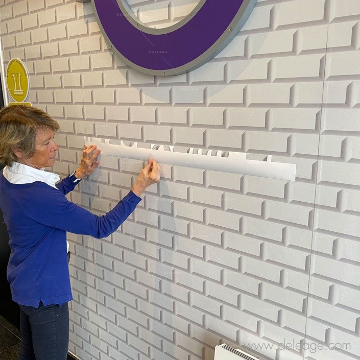 polystyrene-mural-gabarit-pose