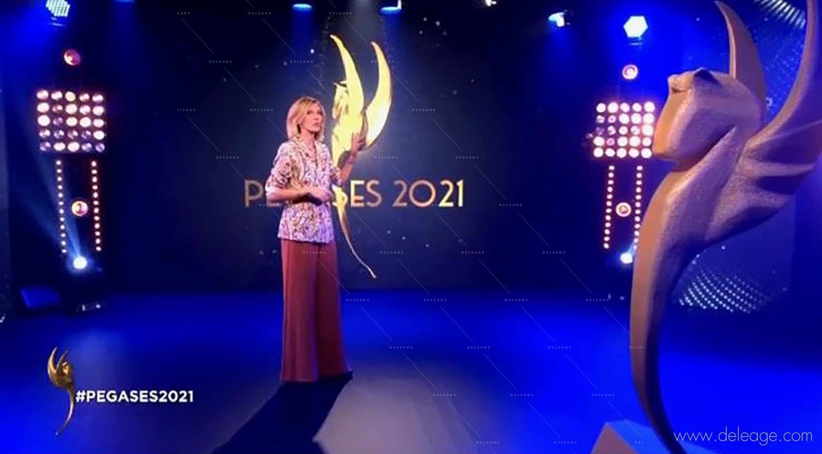 statue-polystyrene-plateau-tv