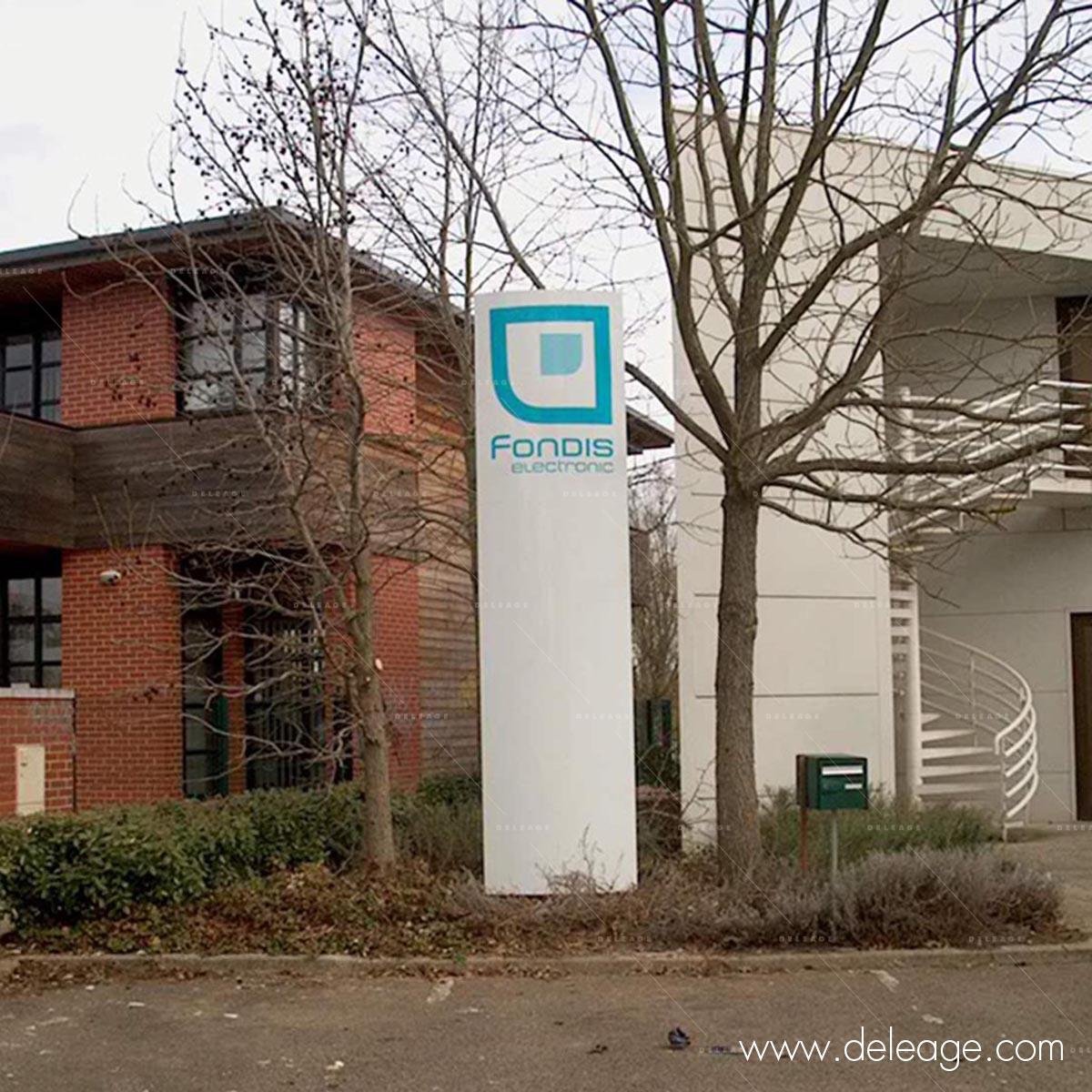 totem-extérieur-galbe (1)