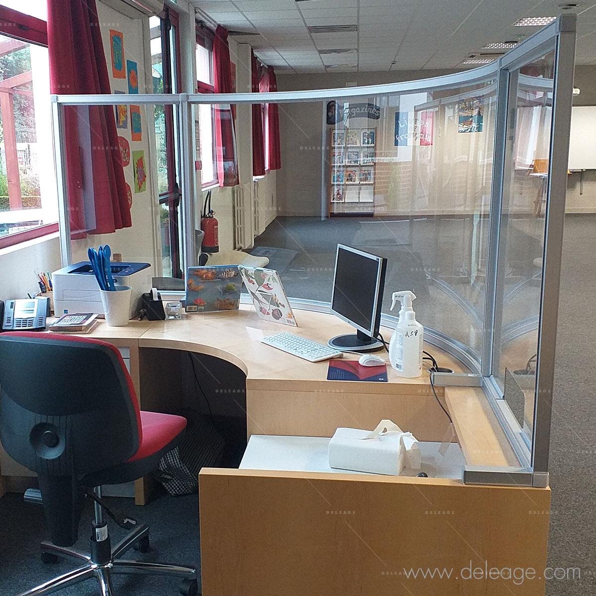 ecran-plexi-courbe-t3