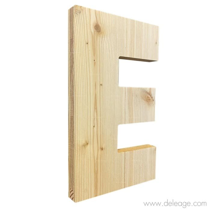 Lettres-meleze-20mm-detouree