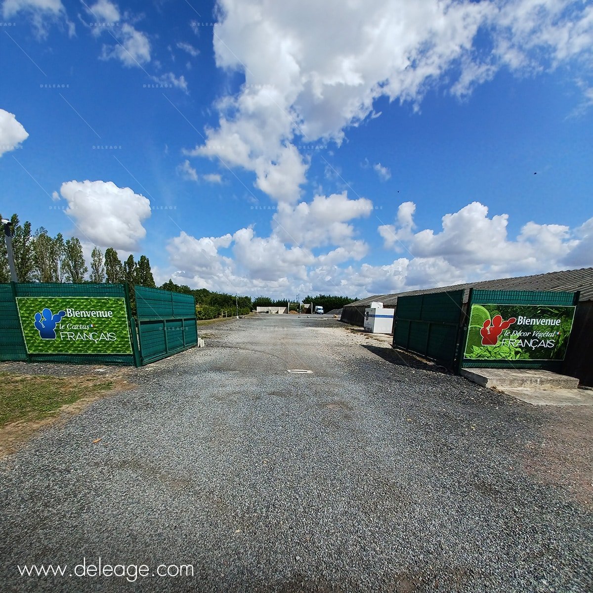 panneau-dibond-signaletique-exterieure-portail Panneau Dibond sur portail